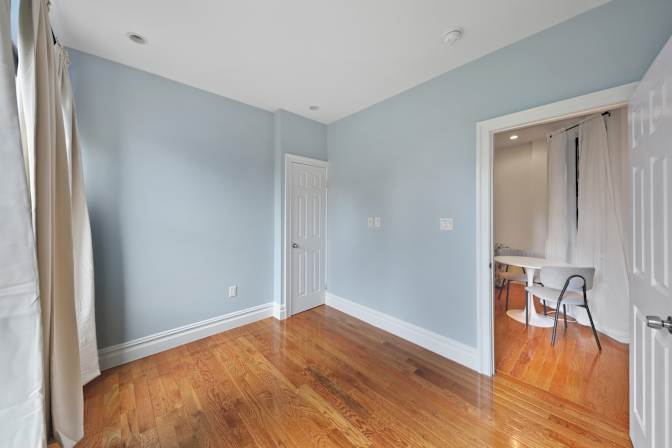 Sam June's room