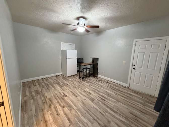 Lee's room