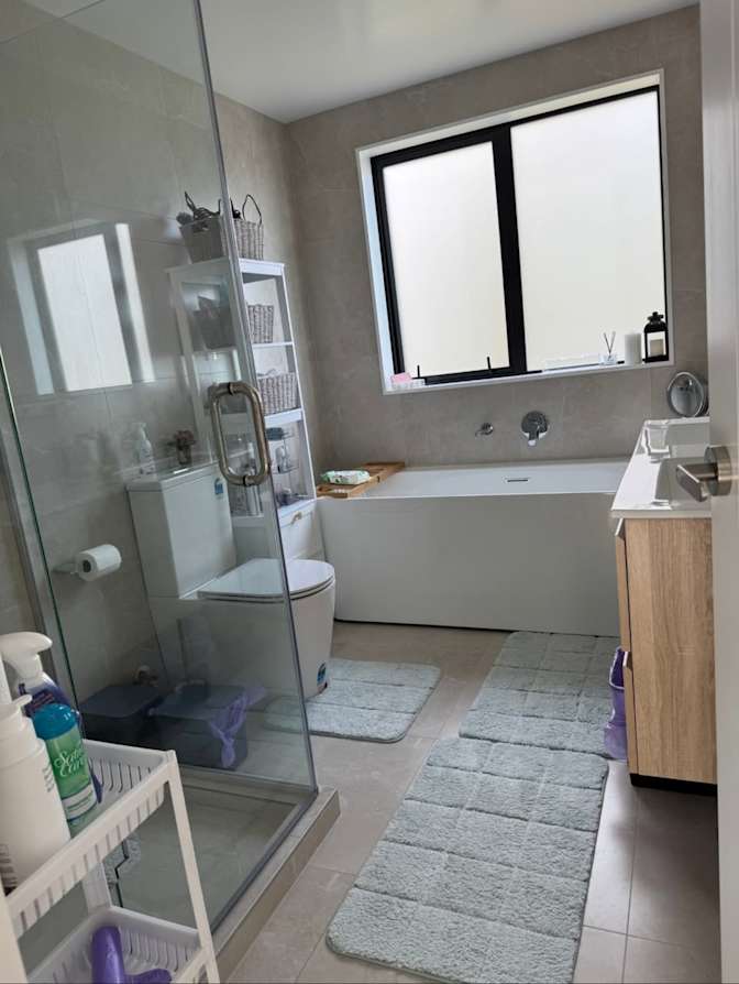 Parvaneh's room