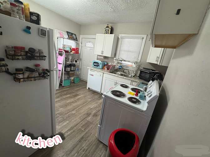 sarah rose's room