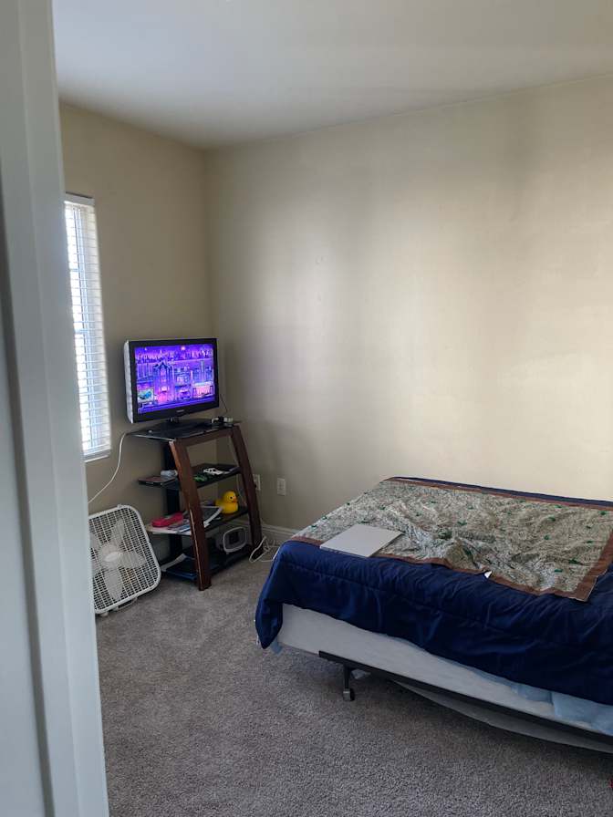 Jose's room