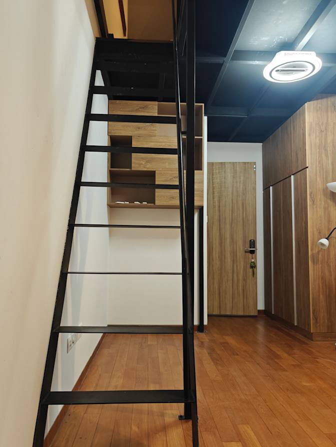 YH's room