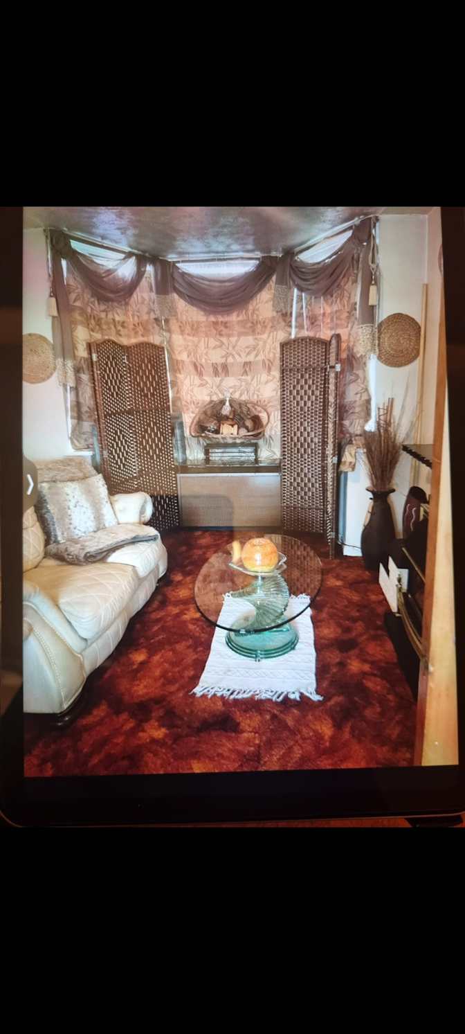 Pat's room