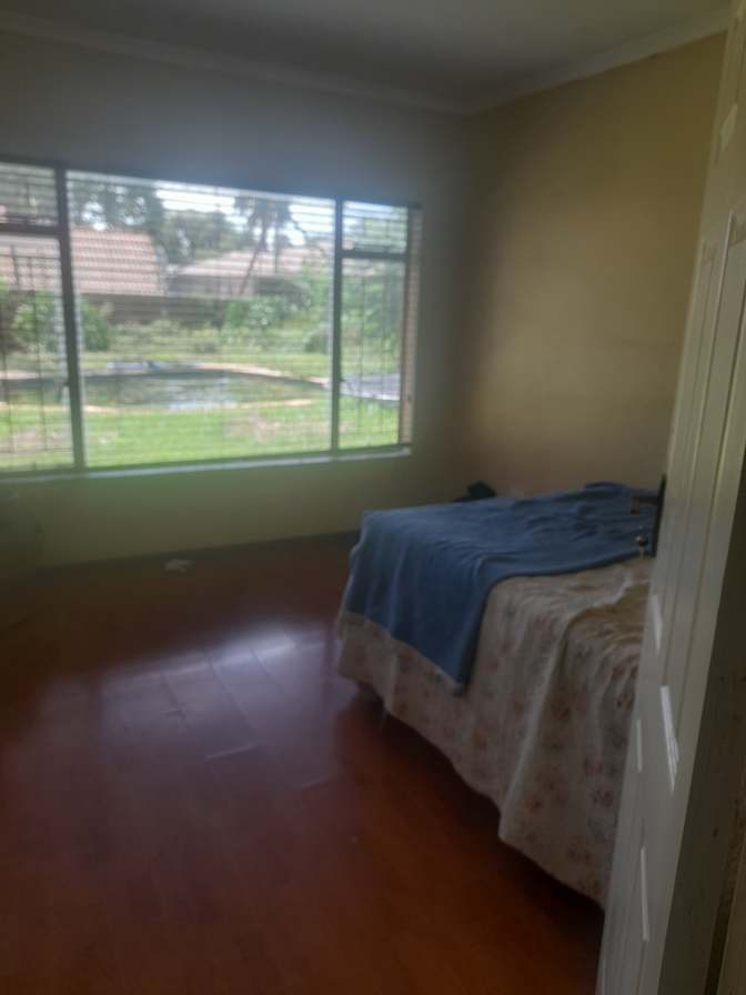 Ntsele's room