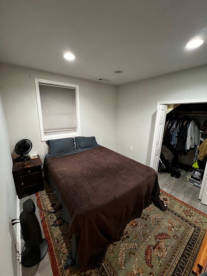 HGomez's room