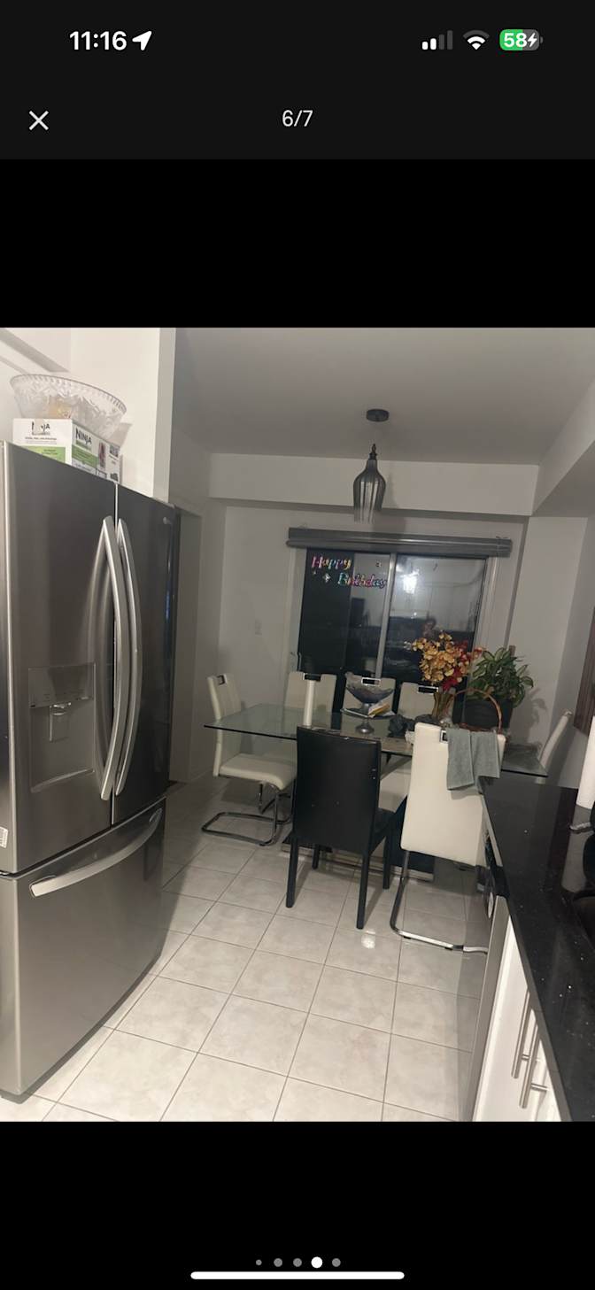 Samreenpreet Kaur's room