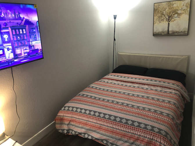 amine riad's room