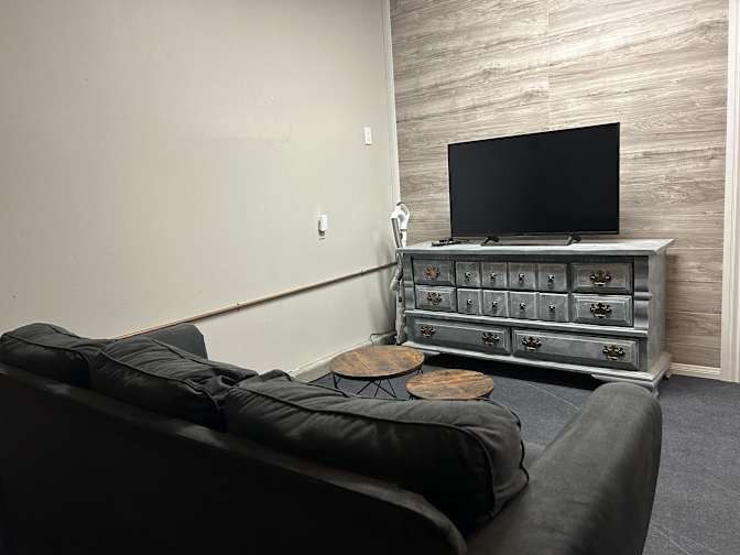 Tracy's room