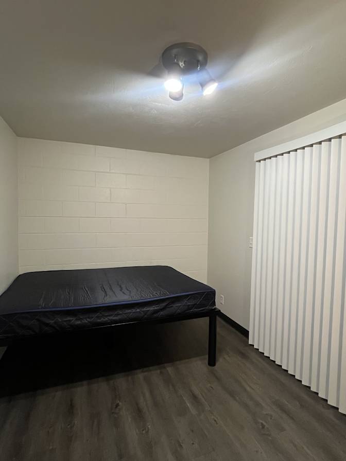Alexis's room
