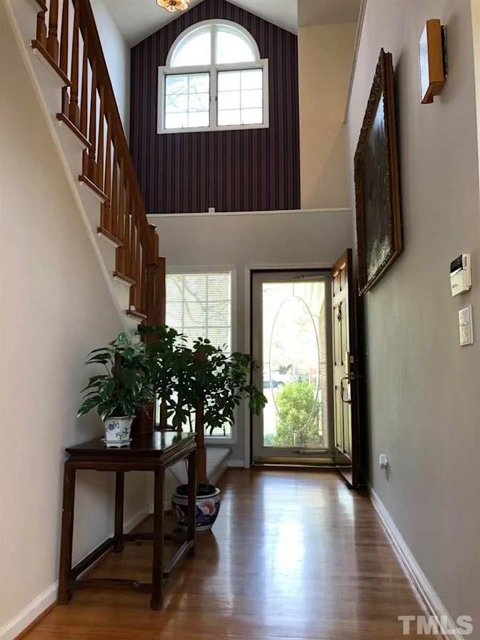 Alcove Rooms's room