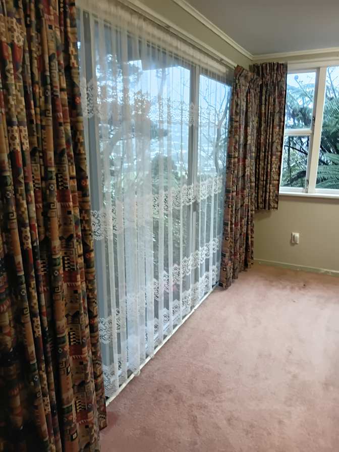Jen's room