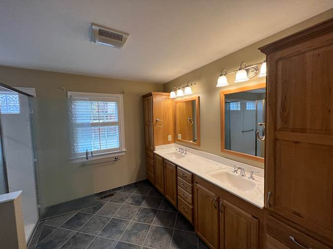 Alcove Rooms's room