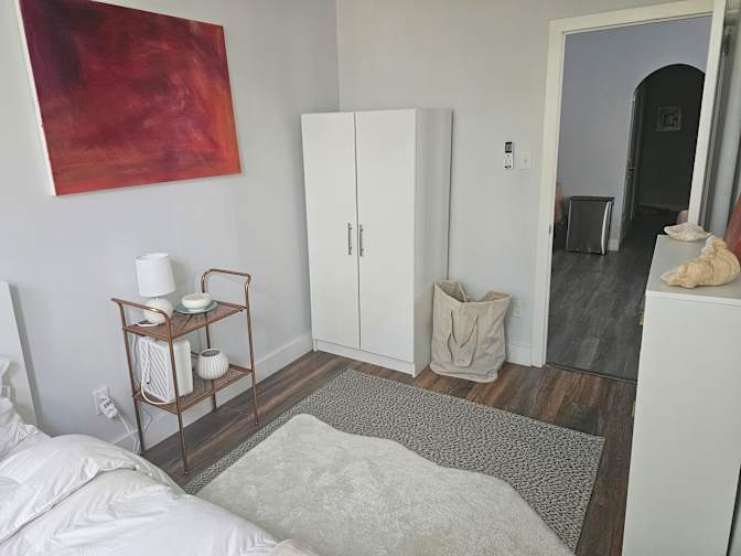 Sunset getaway's room