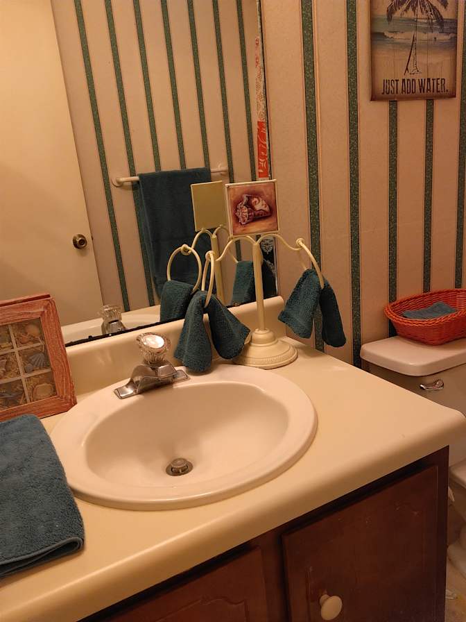 Alice's room