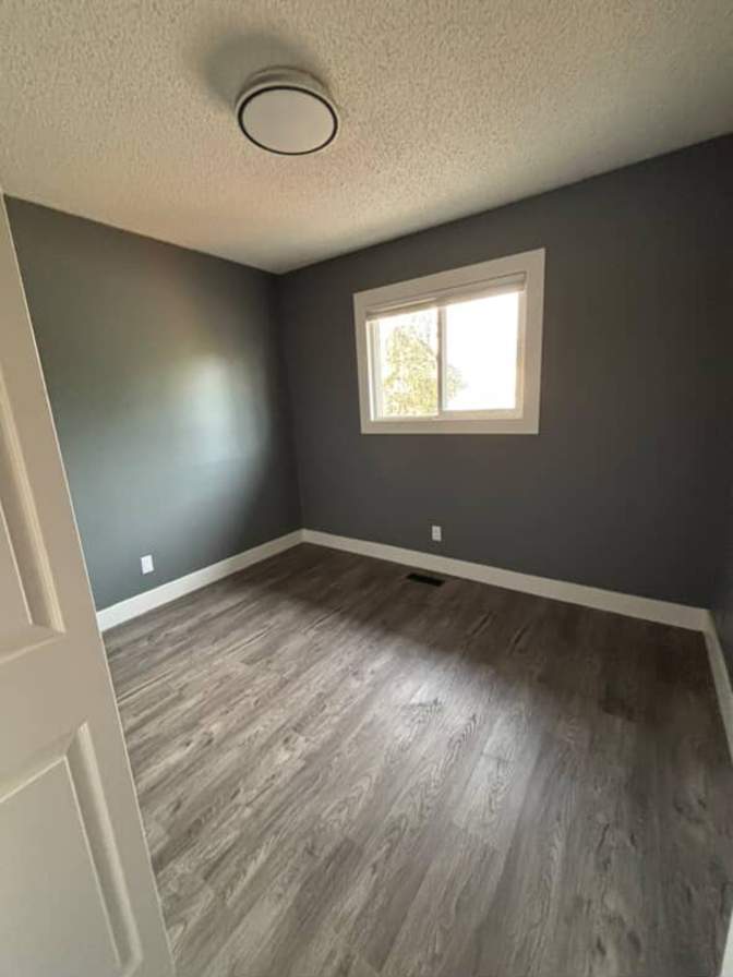 Zoe's room