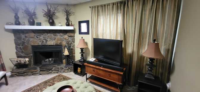 Woodstock's room