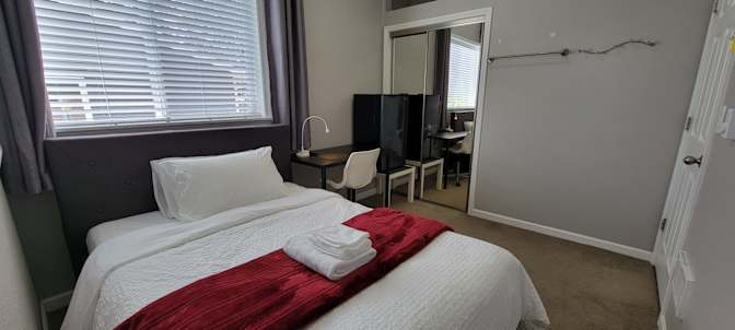 Bnb Aurora's room