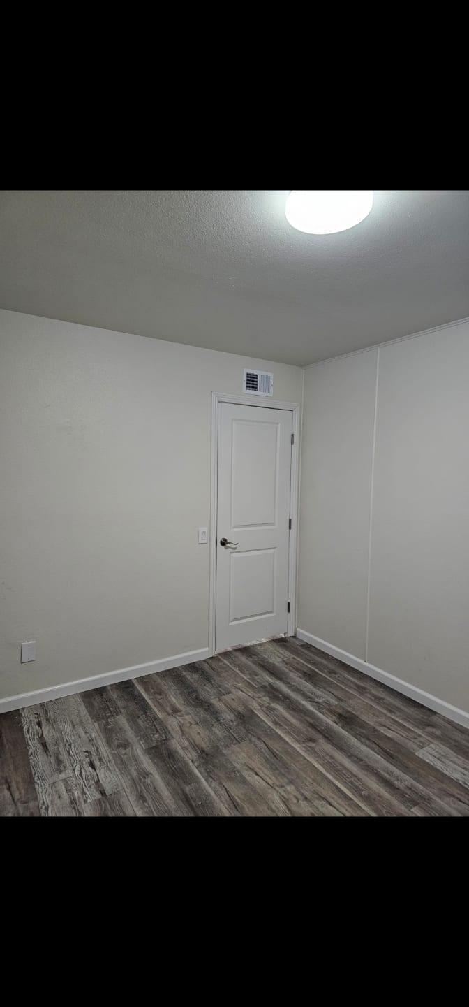 Jesus Roman's room