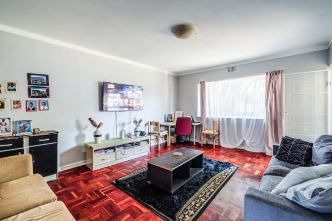 Louise Mareya's room