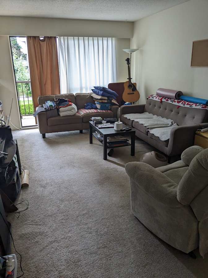 PAN JUN DENI PARK's room