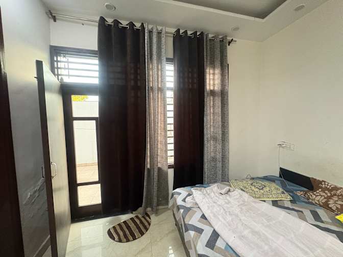 Rakhi's room