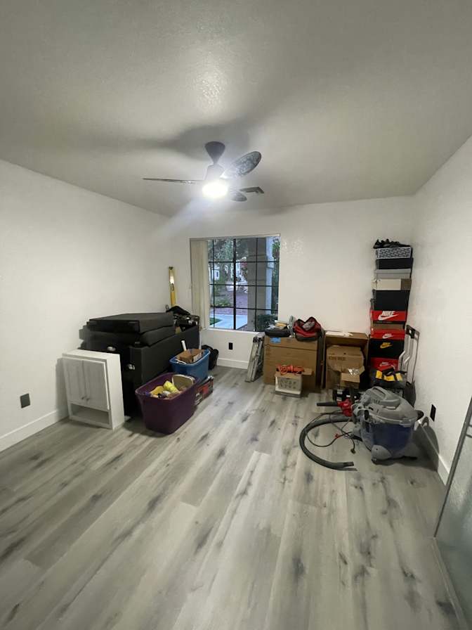 Jonny's room
