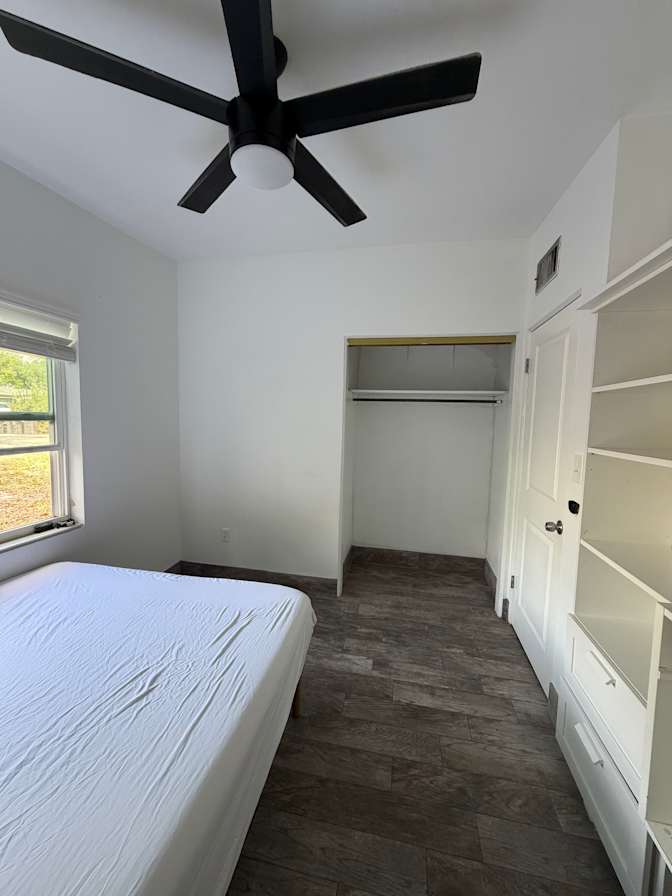 Sergio's room