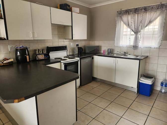 Nontobeko's room