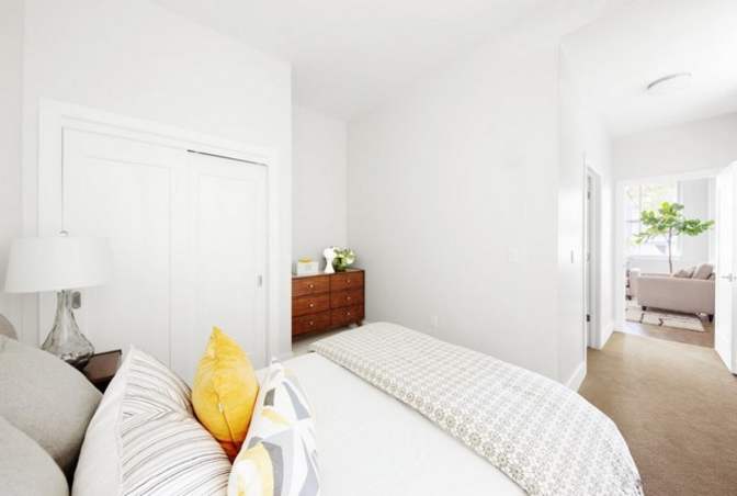 Alicia's room