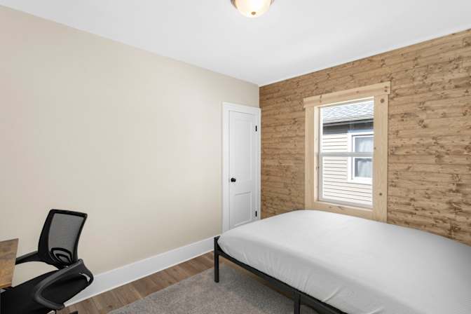 Jill's room