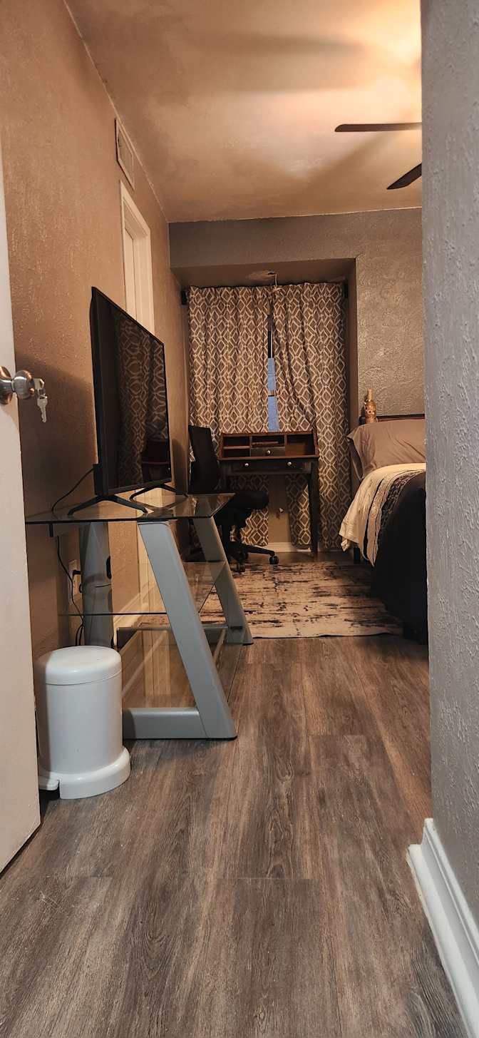 Moises's room