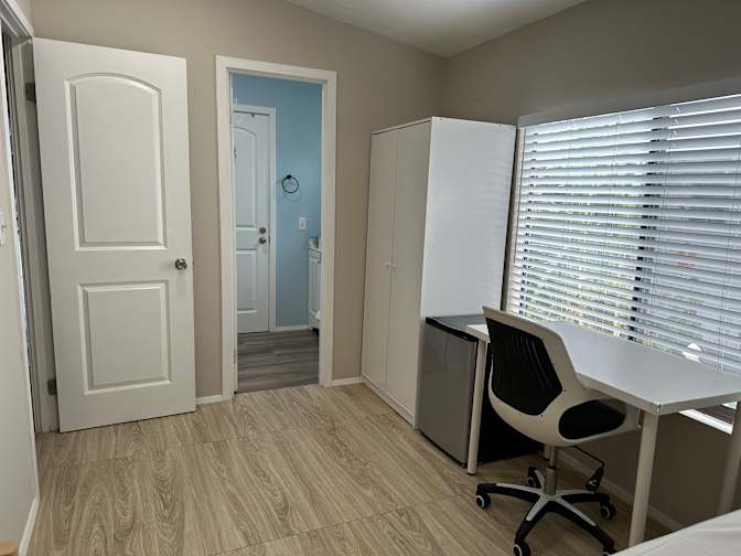 Jenny's room