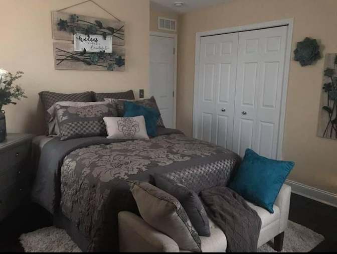 Grizel's room