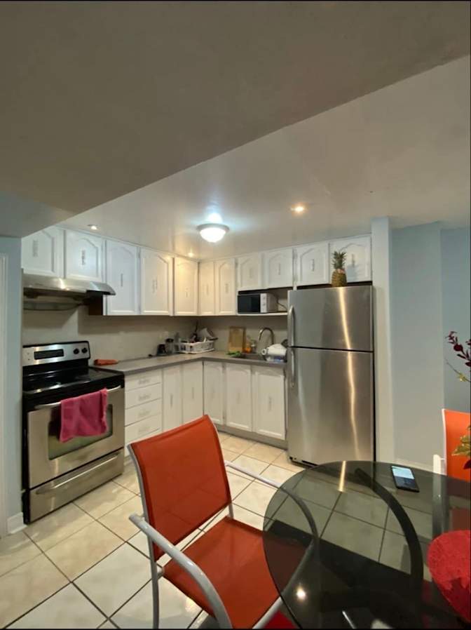 Hannah Nguyen's room