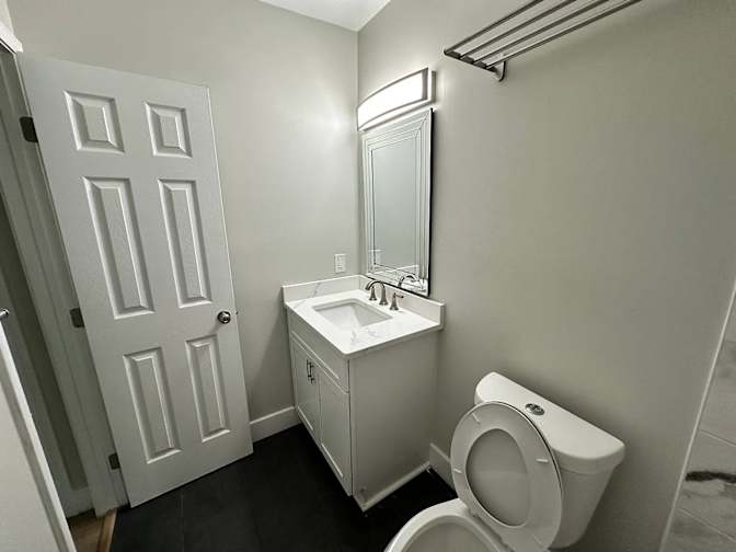 Alcove Rooms's room