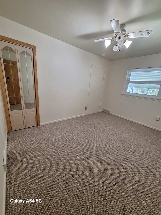 Linda's room