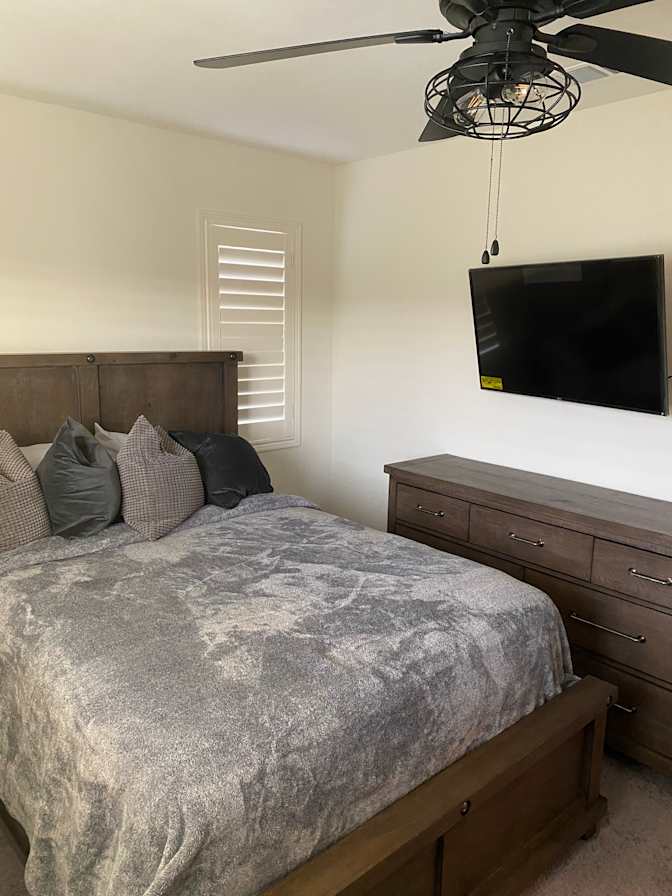 Kiyiana's room