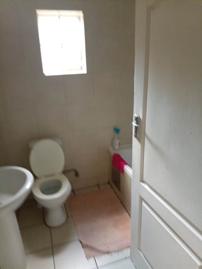 Warren Oliver ifbbkzn's room