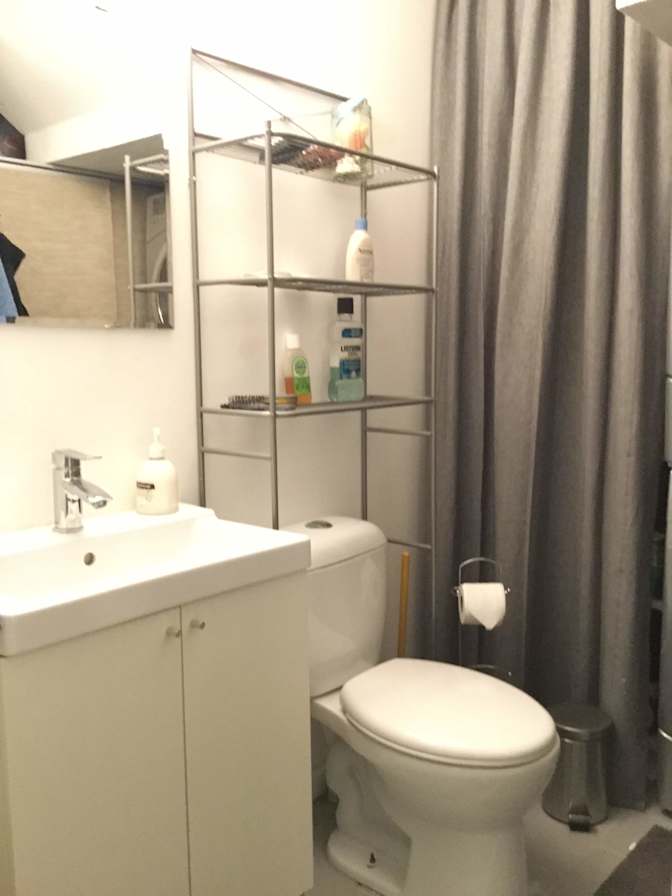 Cléo and Carl's room