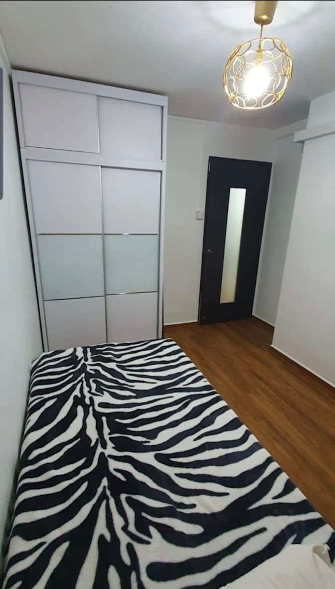 Lawrence kwek's room
