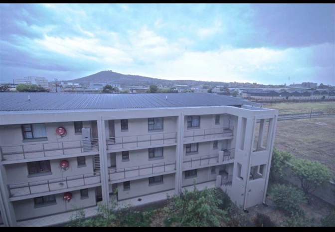Bongi's room
