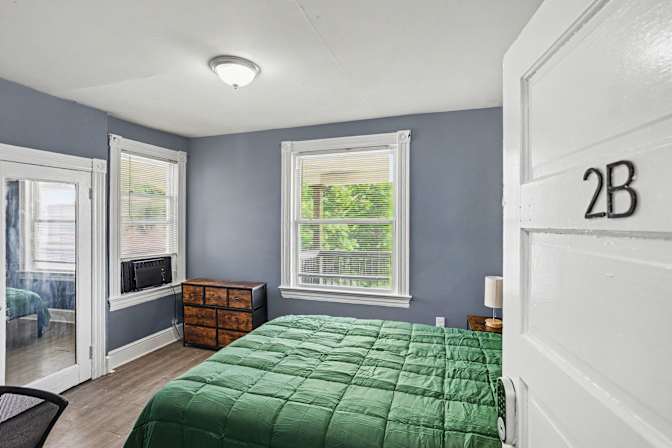 Jeniffer's room