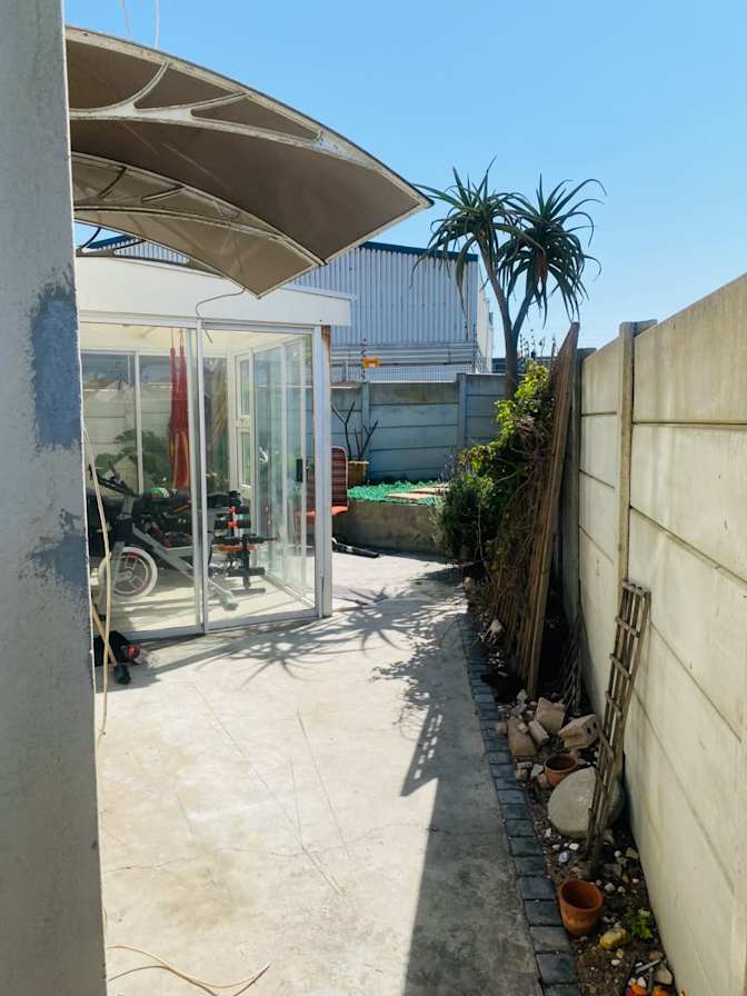 Ntando's room