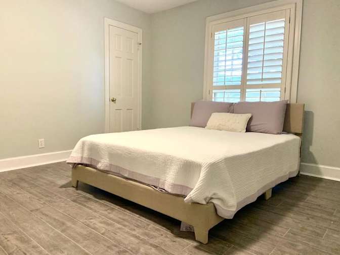 Han Nguyen's room