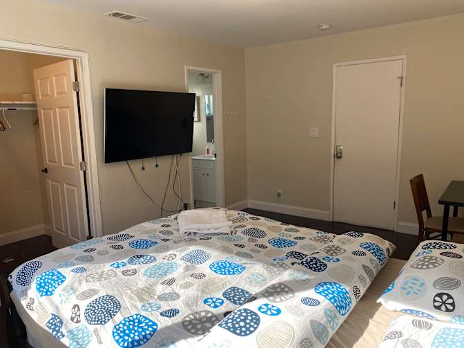 Li's room