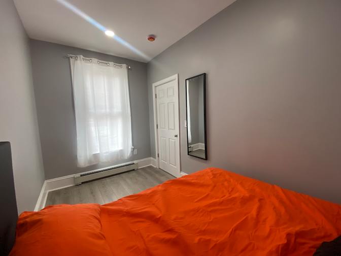 CRISTIAN ARANEDA's room