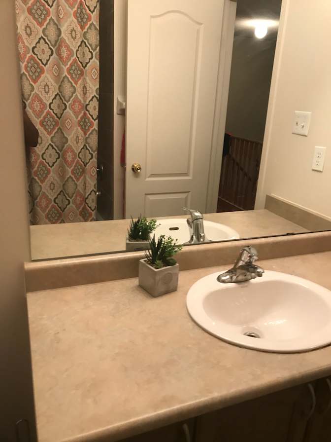 Shelly-Ann Green's room