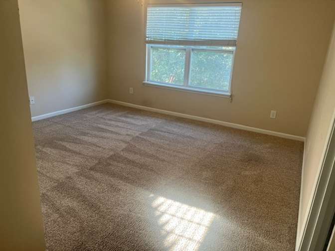 Alcove Rooms's room