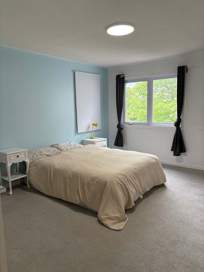 Danielle Travassos's room