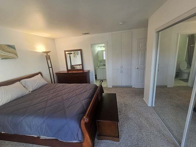 Lisa's room